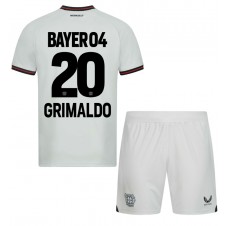 Bayer Leverkusen Alejandro Grimaldo #20 Bortedraktsett Barn 2023-24 Kortermet (+ korte bukser)